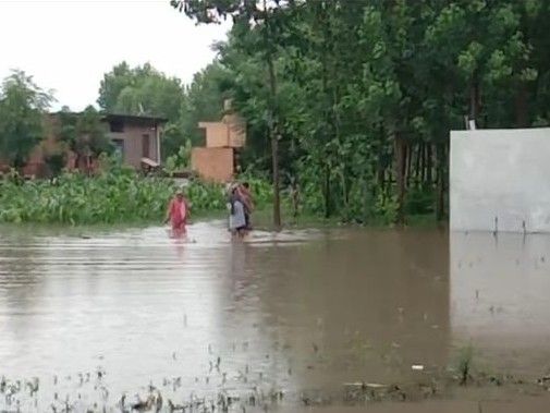 पठानकोट में जलभराव से निपटने को टास्क फोर्स तैयार:  मानसून के लिए हेल्पलाइन नंबर जारी, 10 सदस्यीय टीम गठित; 2 JCB उपलब्ध – Pathankot News