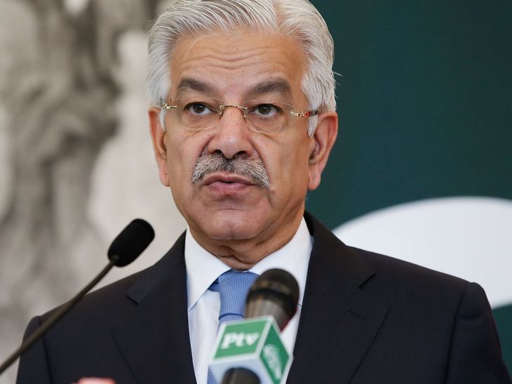 PAK रक्षा मंत्री बोले- Pok के प्रदर्शनकारी भारत जैसे दुश्मन:  इनसे कोई बातचीत नहीं करेंगे; फायरिंग में 30 प्रदर्शनकारियों की मौत