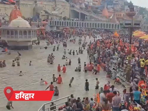 कांवड़ यात्रा के दूसरे दिन उमड़ी भीड़, हरिद्वार में घटनाएं, रामदेव की अपील - HeadlinesNow Hindi News