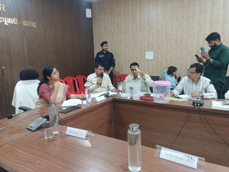 कोटपूतली नगर परिषद वार्डों की आरक्षण लॉटरी निकली: एससी ओपन के 6, एसटी ओपन के 3 वार्ड, सभापति का पद पहले ही ... - Dainik Bhaskar