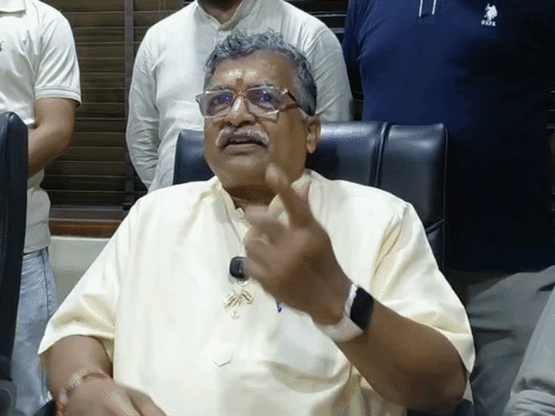 
                 VHP के राष्ट्रीय महामंत्री बोले- CJP आंदोलन में हत्यारे-बलात्कारी थे:जंतर-मंतर पर 'जेन-जी' नहीं था; पंजाब में विदेशी फंडिंग से गरीब सिखों का धर्मांतरण 
            