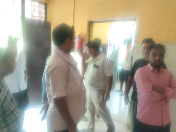 Ayodhya Marema Farmer Death | Electric Wire Accident News