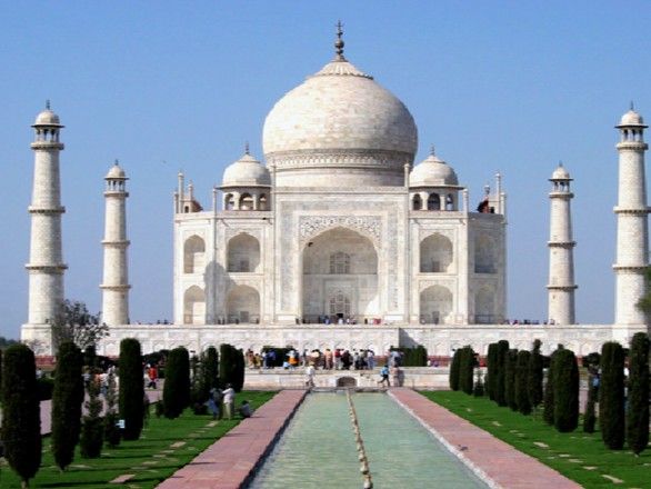 agra-taj-mahal-visit-japanese-delegation-ceo-round-table-meeting