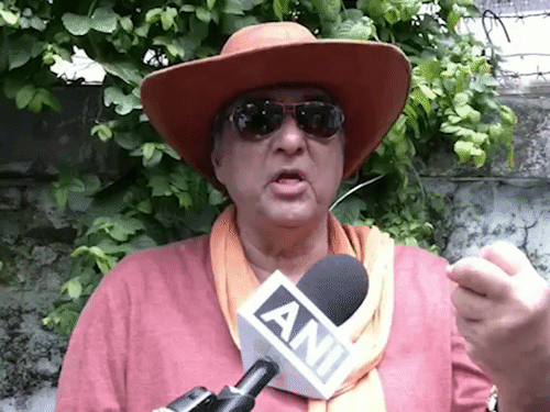 ‘জন গণ মন ব্রিটিশদের সম্মানে রচিত হয়েছিল’: মুকেশ খান্না বলেছিলেন- এটি জাতীয় সঙ্গীত হতে পারে না; এতে ব্রিটিশদের ভাগ্যের স্রষ্টা হিসেবে আখ্যায়িত করা হয়েছে।
