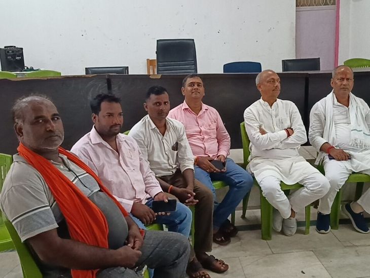 nokha-mukhiya-sangh-protest-rtps-counter-birth-death-certificate-issue