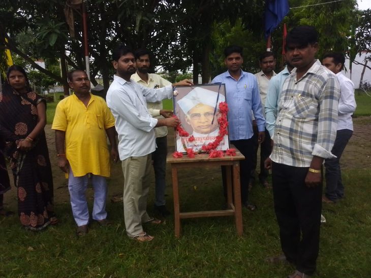 teachers-day-celebration-in-bijua-kheri-dr-sarvepalli-radhakrishnan