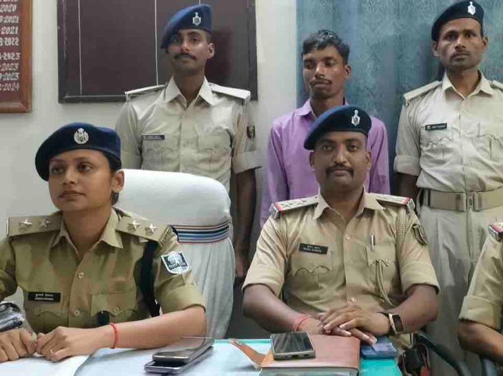 हरसिद्धि से लापता 3 छात्राएं गोरखपुर से बरामद: युवक गिरफ्तार; CCTV और मोबाइल लोकेशन से पुलिस पहुंची, तीनों को परिजनों को सौंपा
