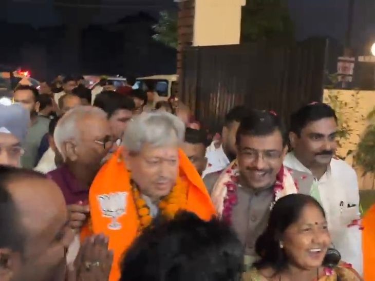 तीरथ सिंह रावत बोले- भाजपा प्रचंड बहुमत से सरकार बनाएगी: काशीपुर पहुंचने पर हुआ जोरदार स्वागत, कांग्रेस पर भी साधा निशाना