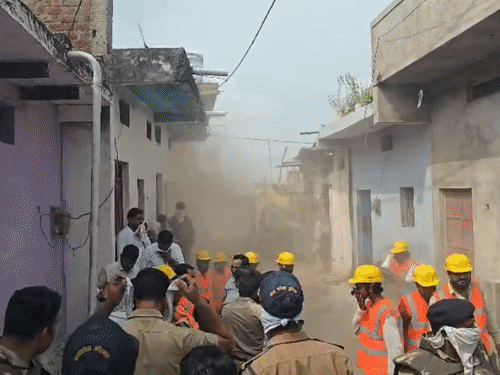 Sagar Liquor Tragedy: Administration Demolishes Illegal Structures of Karni Sena Leader and Accused