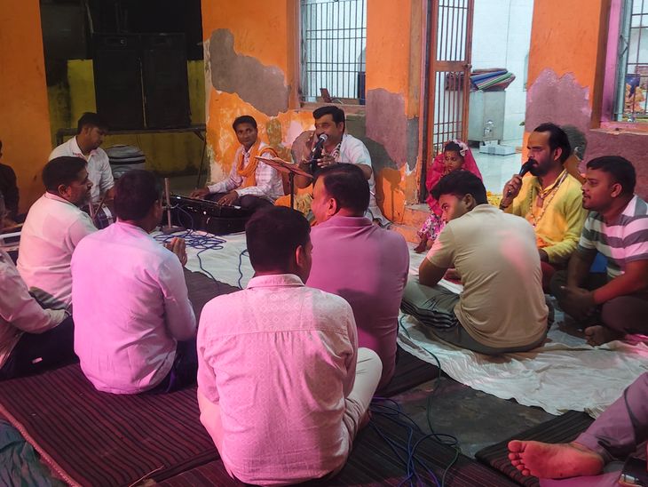 Radha Ashtami Celebration: Bhajans at Khairgarh Radha-Krishna Temple