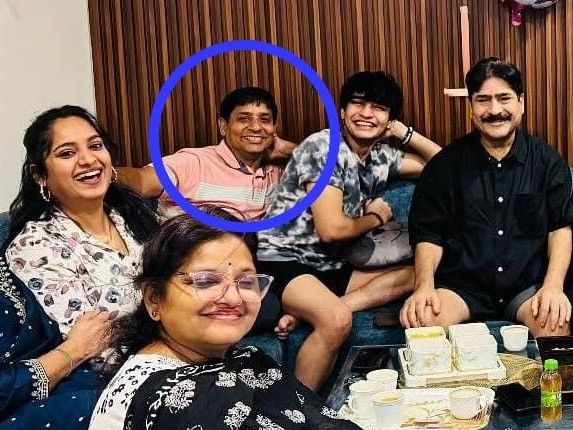 বলিউড অভিনেতা যশপাল শর্মার ভাই ঘুষ নেওয়ার অভিযোগে গ্রেপ্তার: হিসার এসিবি তাকে ₹ 3 হাজার নিতে গিয়ে হাতেনাতে ধরেছে; ২ দিন পর পদোন্নতি হওয়ার কথা – হিসার নিউজ