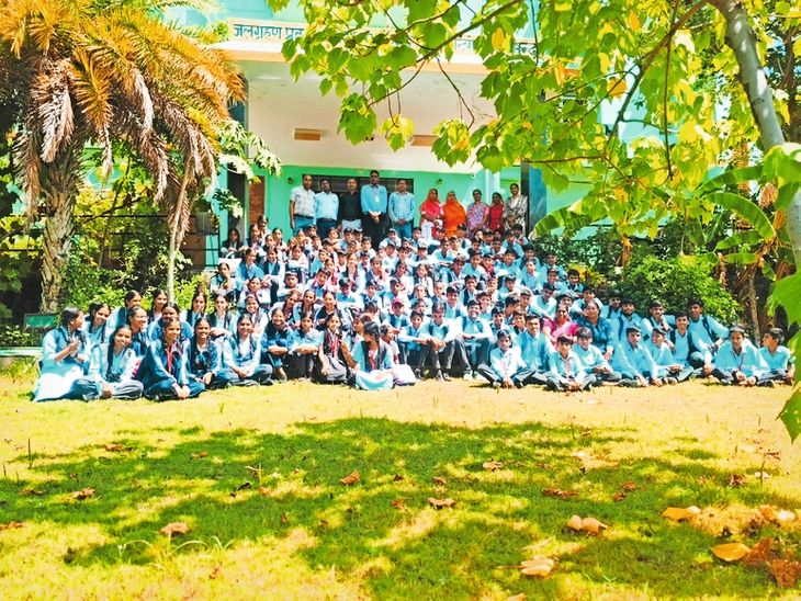 Amet students saw environmental protection model in Piplantri