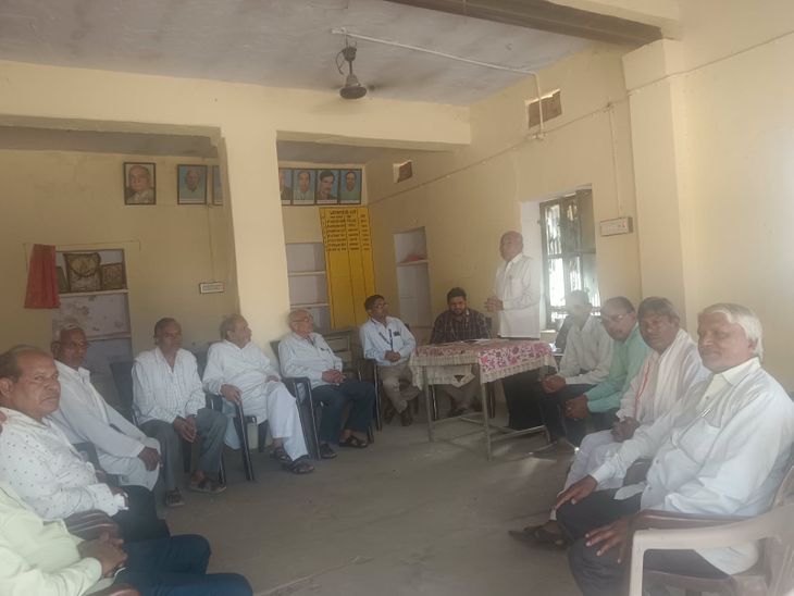 Bamanwas Pensioners Meeting | Hari Prasad Meena Resolves Issues
