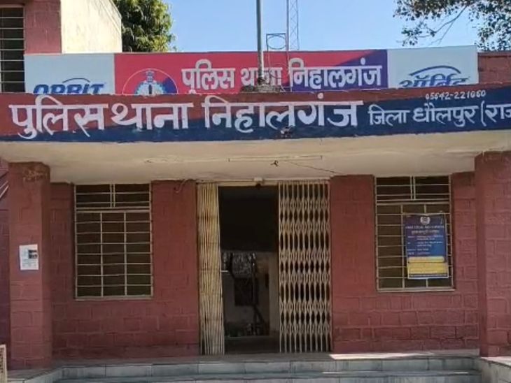 धौलपुर में जानलेवा फायरिंग के दो नाबालिग आरोपी पकड़े: पुलिस ने अवैध देसी कट्टा बरामद किया, महिलाओं और बच्चो