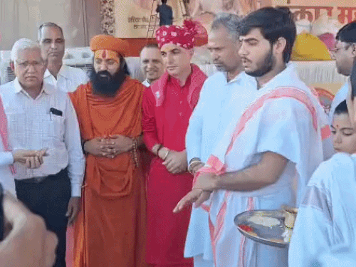 गौ अधिकार हुंकार रैली में जुटेंगे 50 हजार गोसेवक: सांगानेर पिंजरापोल में कल 4 हजार से ज्यादा गोशालाओं के प्... - Dainik Bhaskar