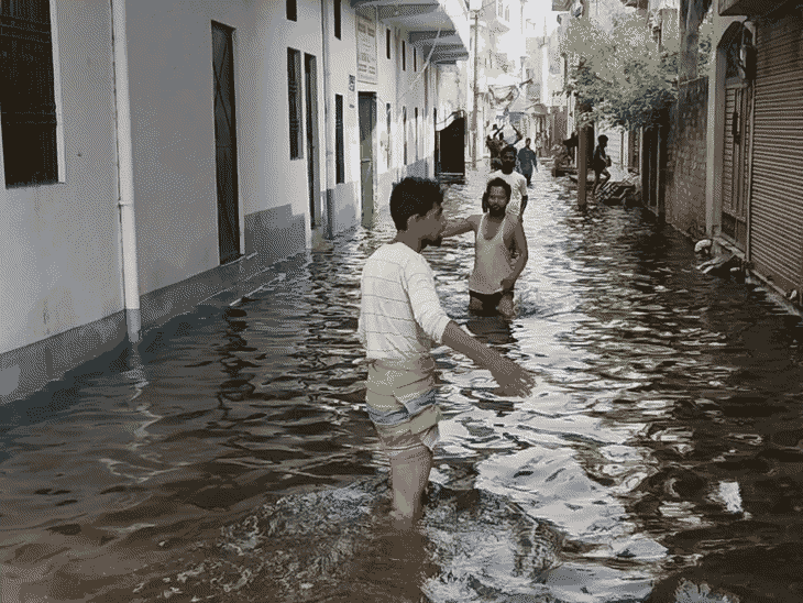 Lucknow Flood News | Millat Nagar Inundated, Residents Await Relief Aid