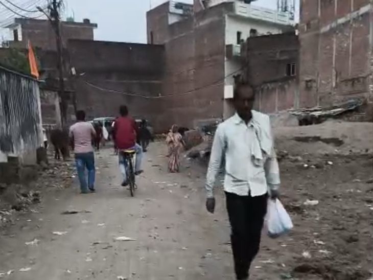 Prayagraj News: Rajapur Ganganagar Om Nagar Residents Face Health Risks