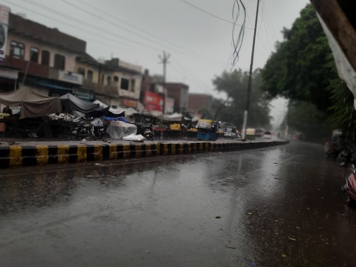 Agra Weather Update | Dust Storm & Rain Bring Relief From Heat