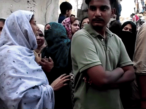 पाकिस्तान में स्कूल की छत गिरने से 35 की मौत:34 बच्चों और महिला टीचर की जान गई, 40 से ज्यादा घायल
