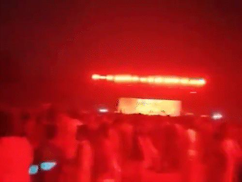 डांडिया इवेंट में लाइटिंग लगा आर्च गिरा, 2 की मौत:हैदराबाद के इंजीनियरिंग कॉलेज में हादसा, 14 स्टूडेंट घायल