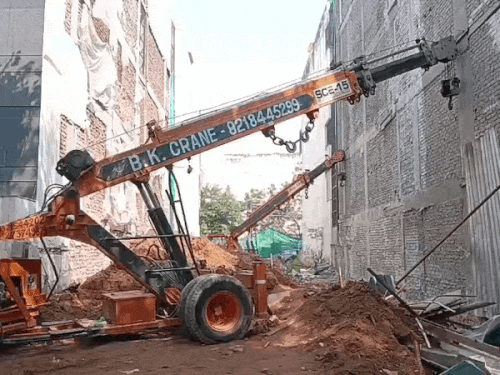 Gurugram Building Collapse | 5-Storey Building Tilts, FIR Against Builder