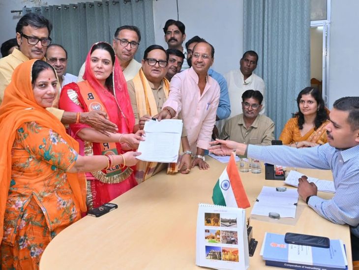 Churu Panchayat Election | BJP Candidates File Nomination Under ...