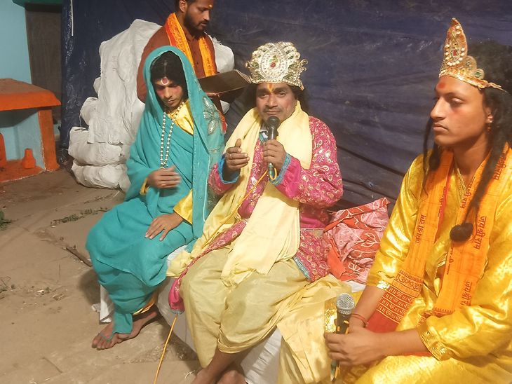 Varanasi Ramlila: Bharat Expresses Anger at Manthara | Dashrath Maran Scene