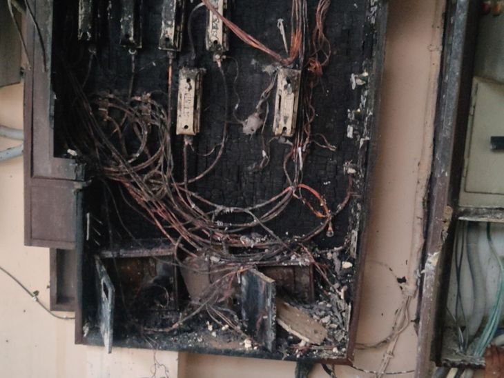 Lucknow Fire: Short Circuit At Dr. Pushpa Jaiswal House In Indira Nagar