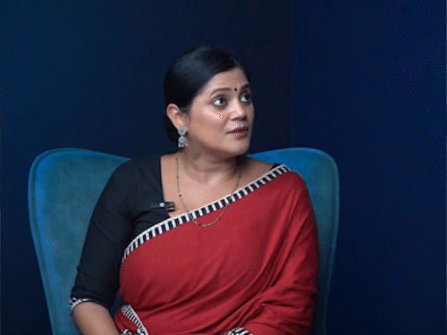 ইরফান খান বলেছিলেন – এখানে ঘোরাঘুরি করবেন না, মুম্বাই যান: নওয়াজউদ্দিন একটি টিজিং গল্প বলেছিলেন, তারপর ‘পুষ্প’ করুণা পান্ডের জীবন বদলে দেয়।