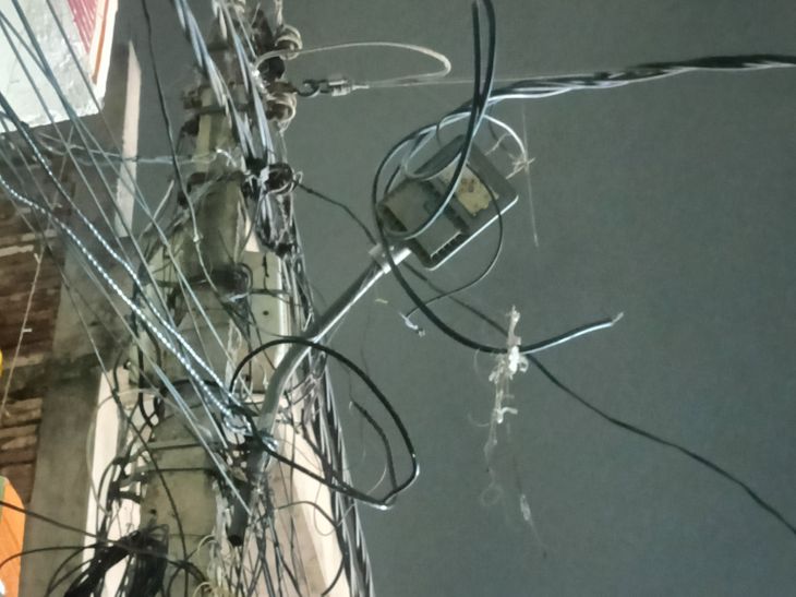 Varanasi Hukulganj Ward 11 Street Light Complaint | Yash Kumar Gupta