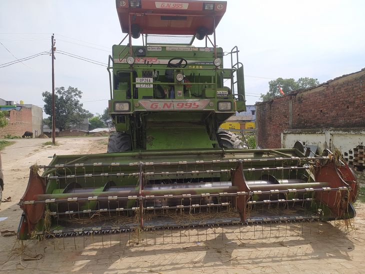 Bahraich Accident | Combine Machine Hits Boy in Rupideha Village