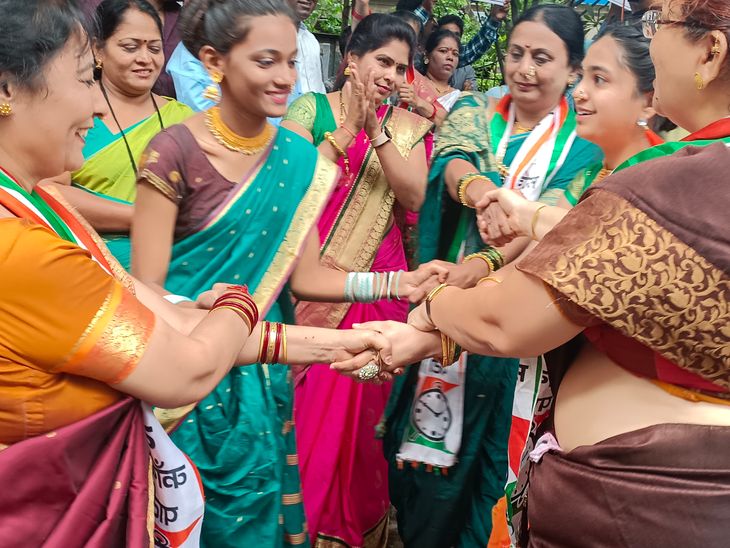 NCP's unique protest Mangalagouri, Vittu Dandu, Sapshidi, Dombari ...