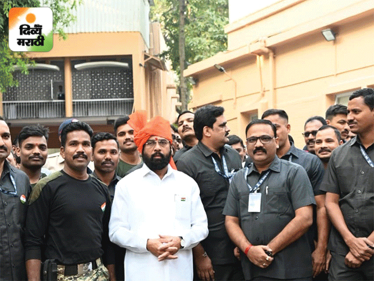Eknath Shinde Flag Hoisting; Varsha Mumbai Residence Republic Day