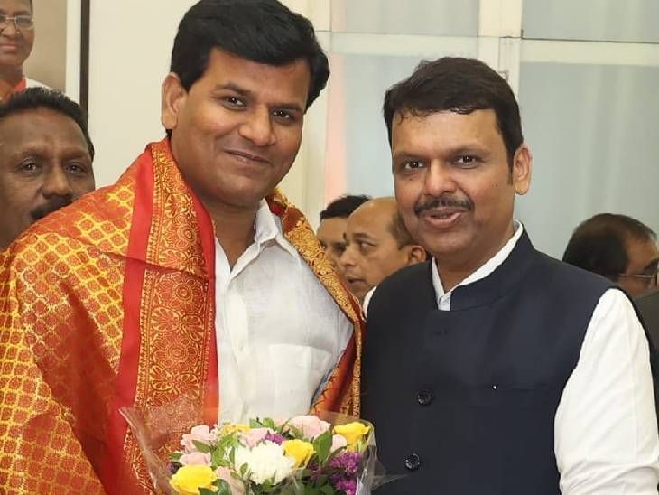Devendra Fadnavis Invites Ravi Rana To Meet Him
