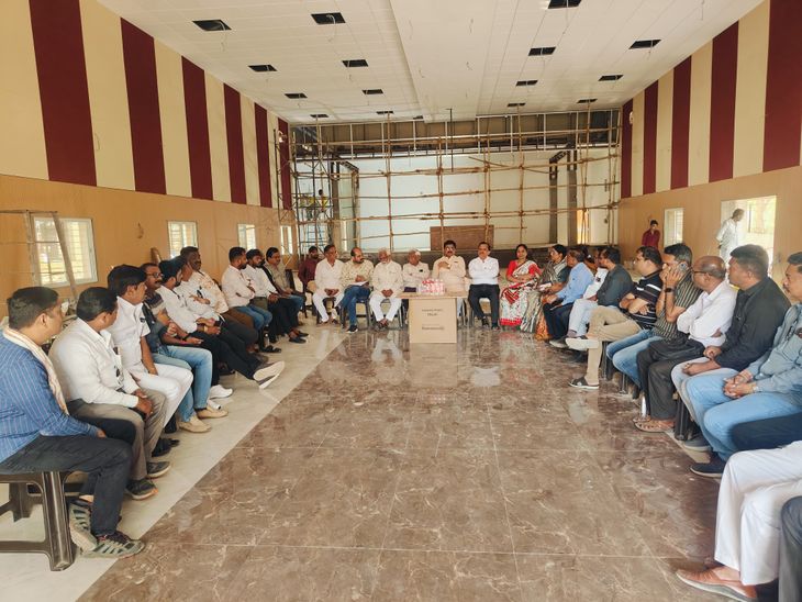 Essay, Fort Building, Rangoli, Akhara Competition, Public Shiv Jayanti Festival Planning Committee Meeting | शिवजयंतीनिमित्त आयोजन: निबंध, किल्लेबांधणी, रांगोळी, आखाडे स्पर्धा, सार्वजनिक शिवजयंती उत्सव समितीच्या बैठकीत नियोजन – Akola News