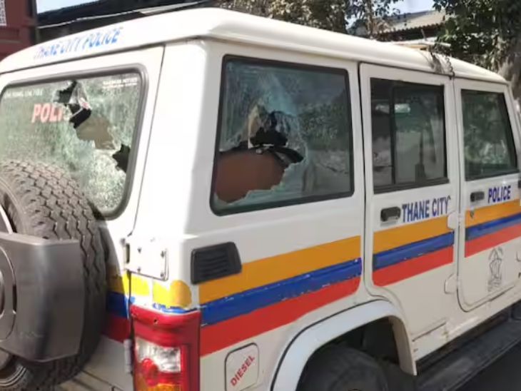 भिवंडीत आरोपींना पकडायला गेलेल्या पोलिसांवर दगडफेक: पोलिसांच्या वाहनाचे मोठे नुकसान, तर एक पोलिस शिपाई जखमी – Mumbai News भिवंडीत आरोपींना पकडायला गेलेल्या पोलिसांवर दगडफेक: पोलिसांच्या वाहनाचे मोठे नुकसान, तर एक पोलिस शिपाई जखमी – Mumbai News