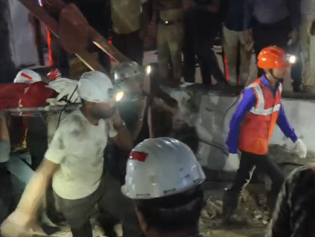 मध्य प्रदेशातील कोळसा खाणीत दबून 3 कामगारांचा मृत्यू: छत 3.5 किमी आत कोसळले; बैतुल येथे वेस्टर्न कोल फील्ड्स लिमिटेड दुर्घटना मध्य प्रदेशातील कोळसा खाणीत दबून 3 कामगारांचा मृत्यू: छत 3.5 किमी आत कोसळले; बैतुल येथे वेस्टर्न कोल फील्ड्स लिमिटेड दुर्घटना
