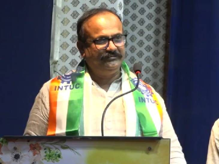 कामगारांचे शोषण गाव खेड्यापर्यंत पोहचले:  खासगीकरणामुळे कामगारांच्या अस्तित्वाचा प्रश्न, संकटे ओळखून लढा द्या- हर्षवर्धन सपकाळ – Mumbai News