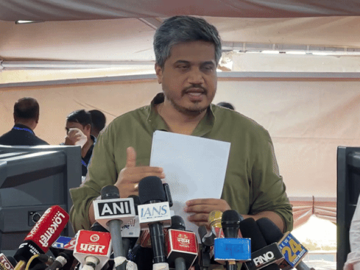 खासदार भुमरेंच्या निकटवर्तीयच्या दारु दुकानासाठी परवान्याचा प्रवास वायू वेगाने?:  आमदार रोहित पवार यांचे प्रश्नचिन्ह; सरकारवर अधिवेशन गुंडाळण्याचा आरोप – Mumbai News