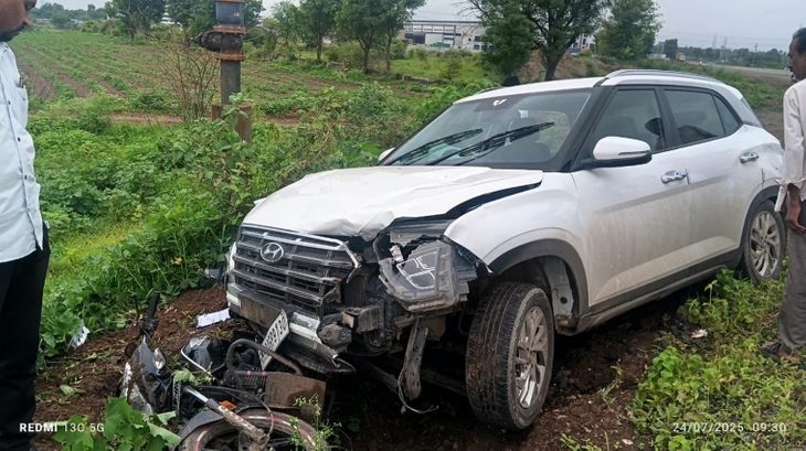 Car hits two two-wheelers; 3 seriously injured, incident took place on ...