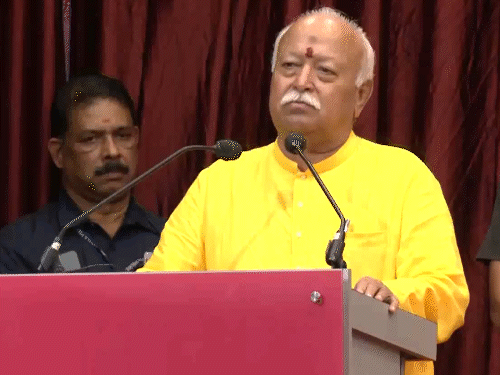 भागवत म्हणाले- भारताला सोन्याची चिडिया नाही, सिंह बनायचे आहे:  जगाला सत्तेची भाषा समजते; विश्वगुरू भारत कधीही युद्धाचे कारण बनणार नाही