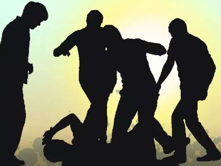 पुणे-बंगळुरू महामार्गावर लुटीचा थरार:  जेवणासाठी ‘थांबा’ घेतलेल्या बसमधील प्रवाशाला मारहाण करत 95 लाखांचे सोने लंपास – Kolhapur News