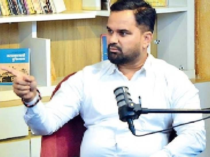 दिव्य मराठी- आताच अतिक्रमणांवर कारवाई का, मनपा झोपली होती का?:  आयुक्त- हो, झोपली होती, आता जागे होऊन कारवाई सुरू, थांबणार नाही – Chhatrapati Sambhajinagar News