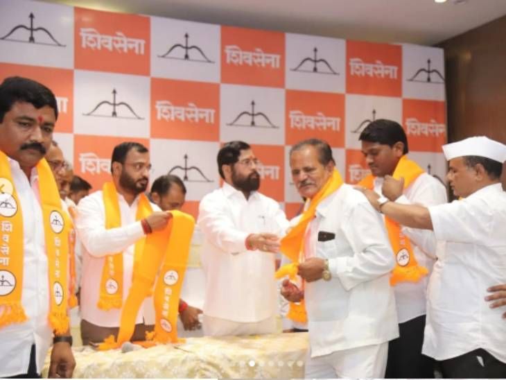 शिंदेंच्या शिवसेनेत ‘पक्ष प्रवेश घोटाळा’?:  आदिवासी नेत्यावर बोगस यादी सादर केल्याचा आरोप; अहिल्यानगरच्या राजकारणात खळबळ – Ahmednagar News