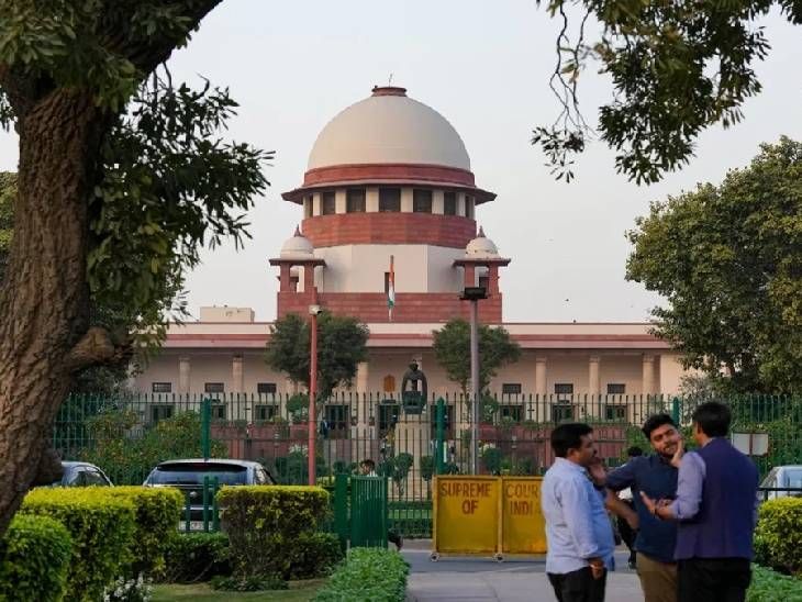 एसआयआर:  आधार-रेशन कार्ड नागरिकत्वाचा निर्णायक पुरावा नाही- सुप्रीम कोर्ट, निवडणूक आयोगाचा निर्णय योग्य ठरवला