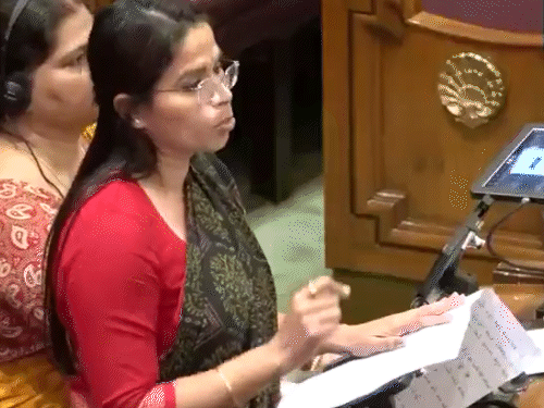 अखिलेश यांनी आमदार पूजा पाल यांना सपामधून काढले: विधानसभेत म्हटले होते- योगींनी अतिकला संपवले; त्यानेच पतीची हत्या केली होती अखिलेश यांनी आमदार पूजा पाल यांना सपामधून काढले: विधानसभेत म्हटले होते- योगींनी अतिकला संपवले; त्यानेच पतीची हत्या केली होती