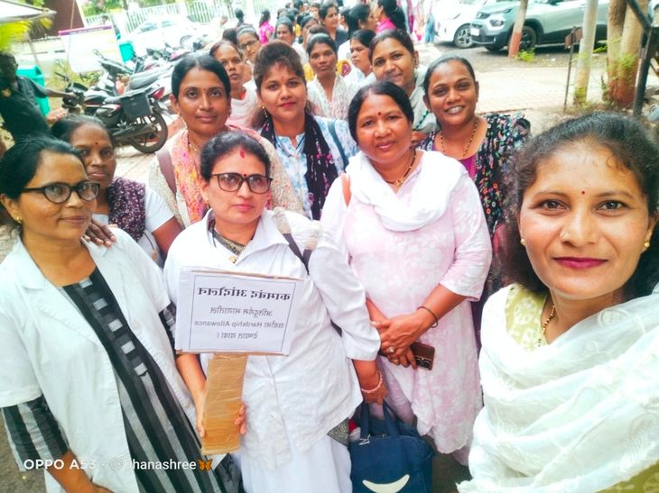 एनएचएमच्या कर्मचाऱ्यांचा संप कायम:  अमरावतीत मोर्चा काढून जिल्हाधिकाऱ्यांना निवेदन; मुंबईत वाटाघाटी सुरू – Amravati News