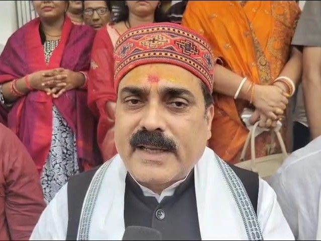 ‘मत चोरी करून PM झाले होते राहुल गांधींचे आजोबा’:  बिहारचे मंत्री जीवेश कुमार म्हणाले- काँग्रेसने देशाच्या प्रत्येक आईची माफी मागावी