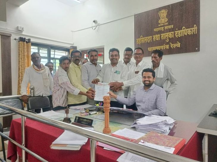 धामणगाव तालुक्यात शेतीपिकांचे मोठे नुकसान:  शेतकऱ्यांकडून तहसीलदारांमार्फत मुख्यमंत्र्यांकडे नुकसान भरपाईची मागणी – Amravati News