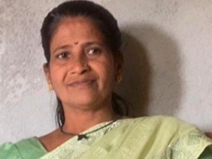 नांदगाव खंडेश्वरमध्ये शेतकरी महिलेची आत्महत्या:  नापिकी आणि कर्जबाजारीपणामुळे विष प्राशन, अख्खे गाव हळहळले – Amravati News